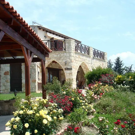 For Rent In Close To Lachi & Peyia *